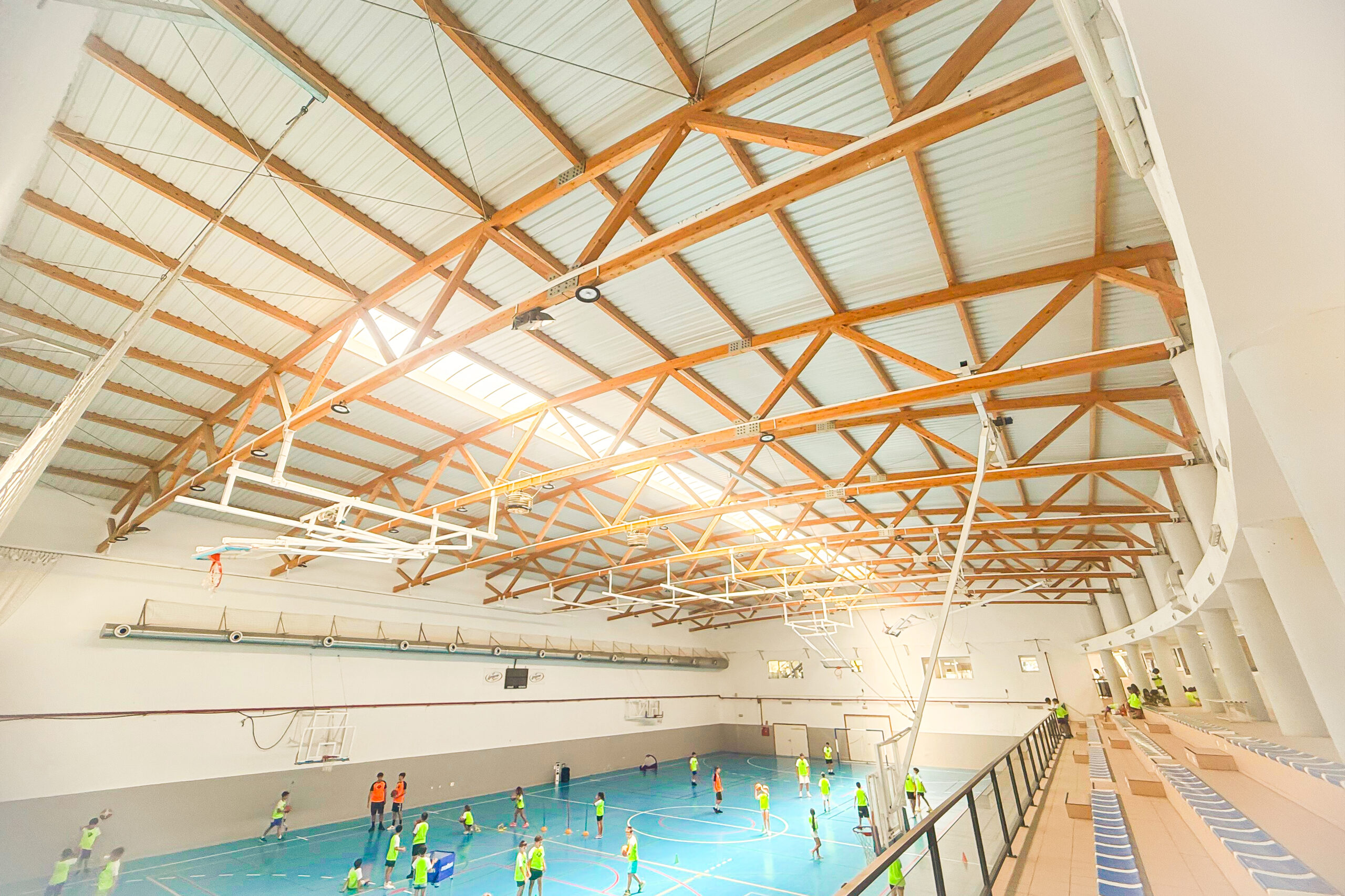 FOTLUZ016_03HQ.jpg