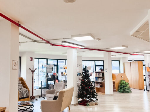 Iluminación de la Biblioteca Provisional del Mercado de As Pontes