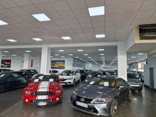 Proyecto de Iluminación Comercial: Flexicar Santander