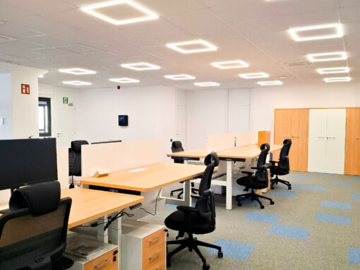 Nave Almacén y Oficinas Corporativas en Llinars